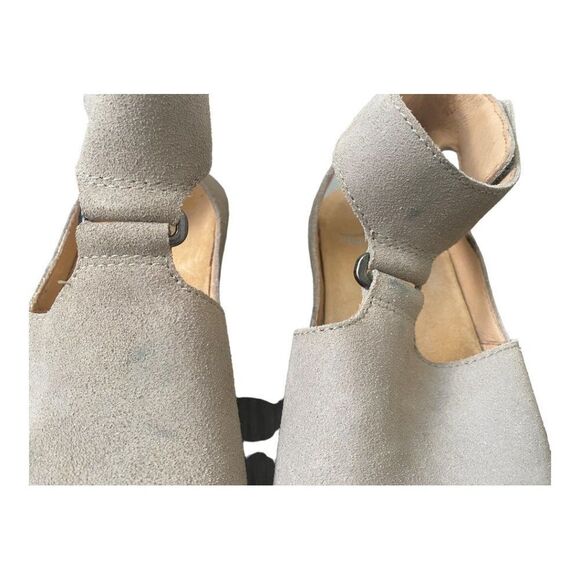 Dansko Tan Wedges - Picture 14 of 15